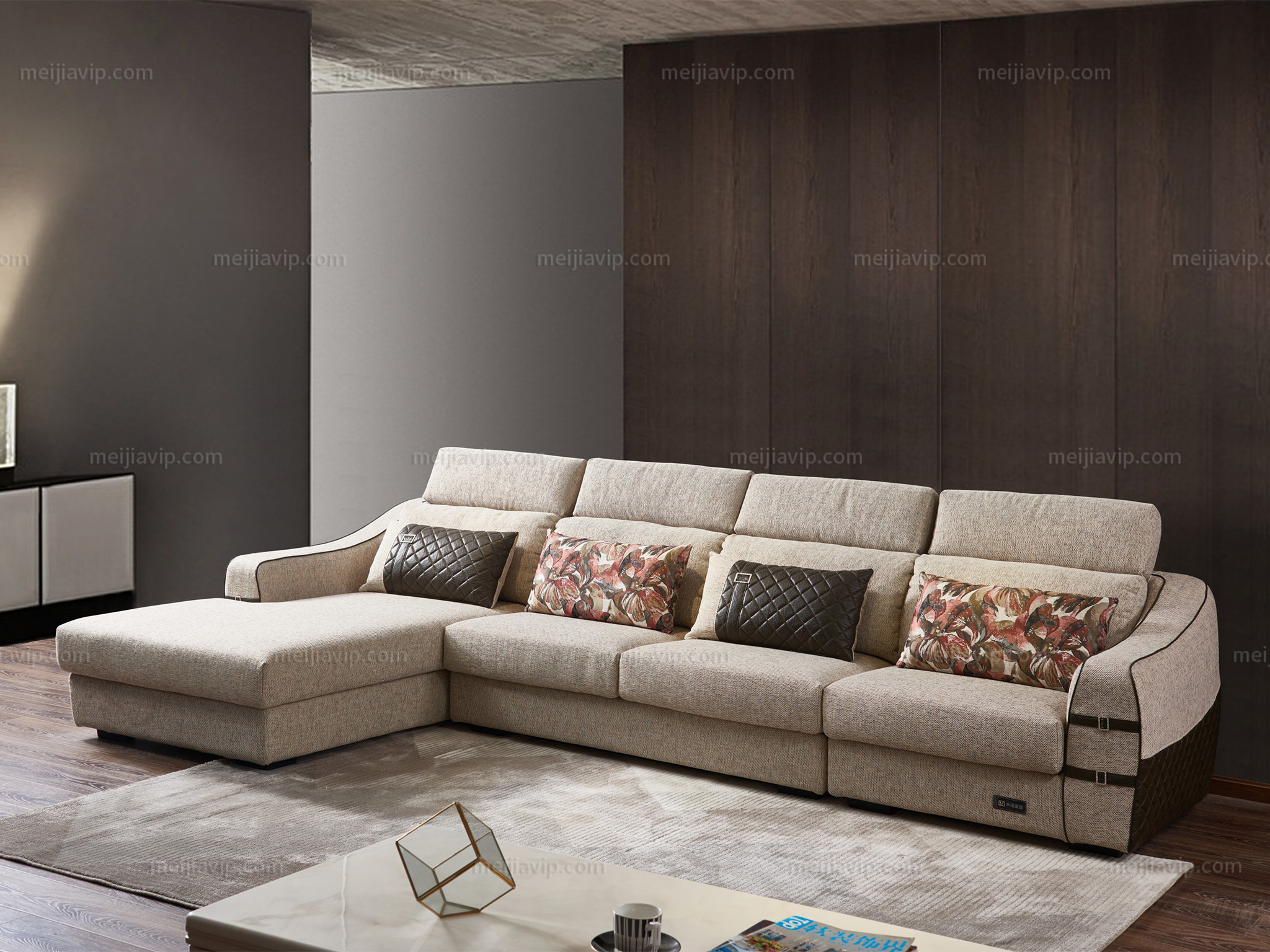 家百利家居公司,专业生产实木,板木,板式及软体家具,产品性价比极高