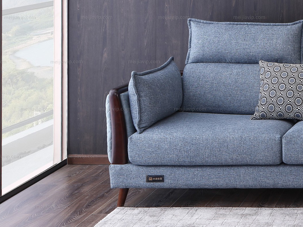 家百利家居公司,专业生产实木,板木,板式及软体家具,产品性价比极高